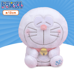 ドラえもん ​雪ドラぬいぐるみ A.ドラえもん(閉じ目)